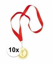Carnavalskleding x gouden medailles eerste prijs aan rood lint arnhem